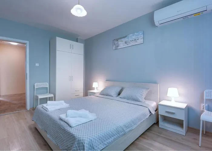 Daisy - 3 And Kitchen In Lazur Апартаменти *